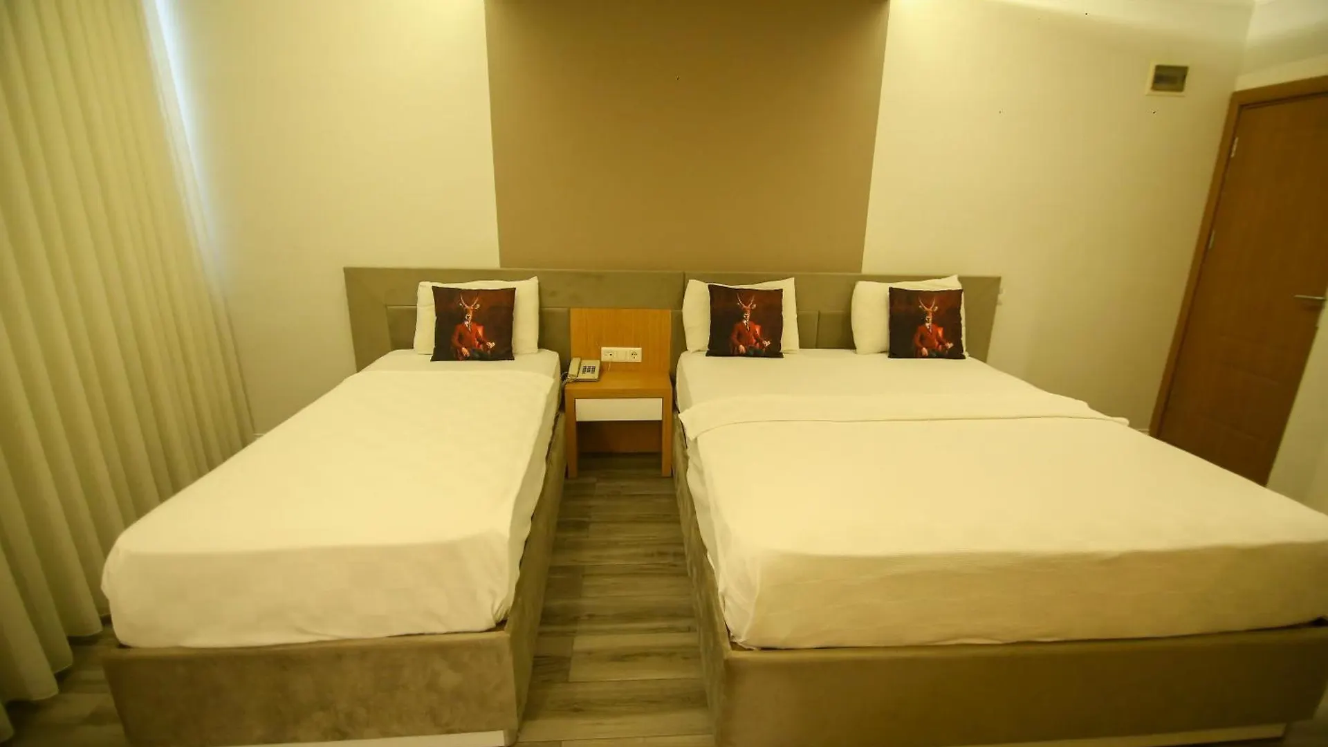 Cevik Palace Hotel Antalya 2*,